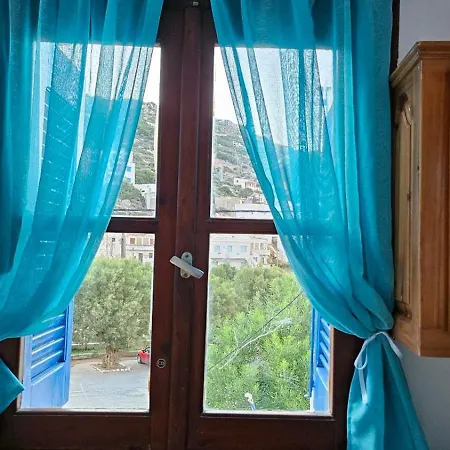 Sea Breeze Retreat * Lionas